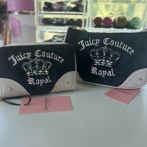 Juicy Couture Kingdom Mini Wristlet & Wallet Set – Liquorice/White